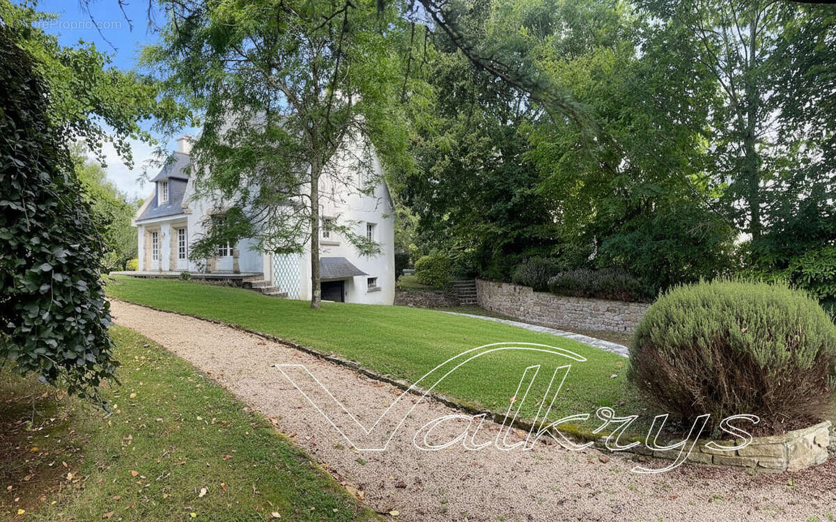 Maison à CLOHARS-CARNOET