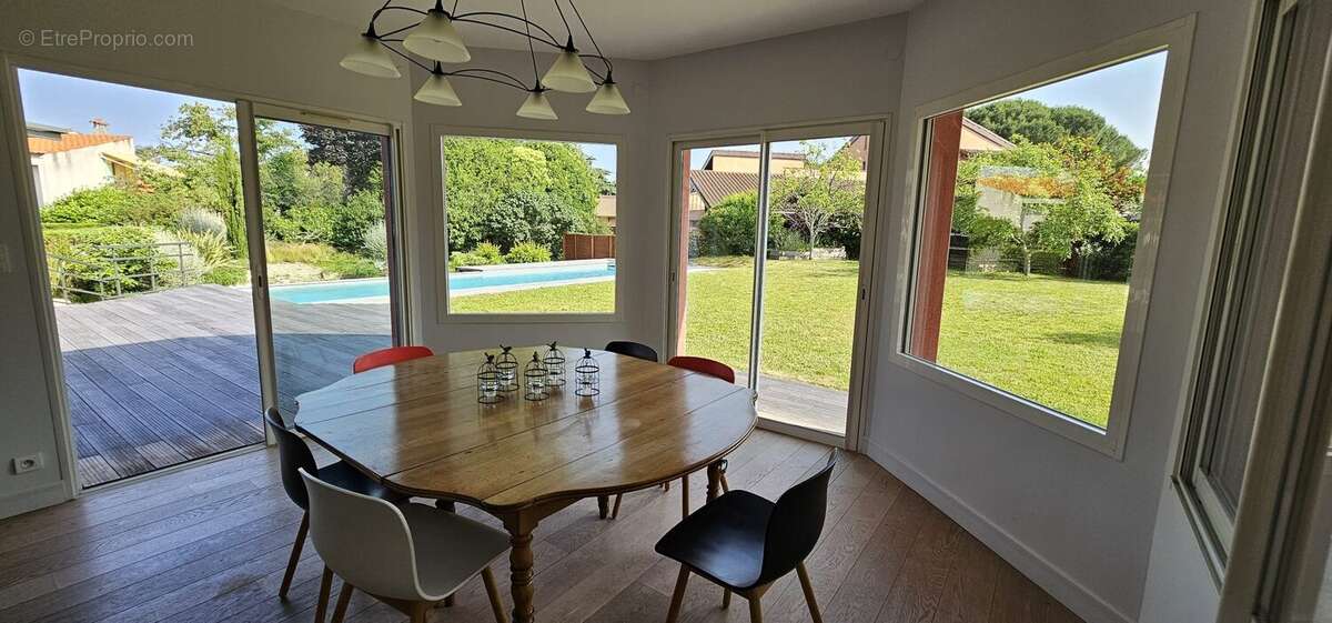 Maison à RAMONVILLE-SAINT-AGNE