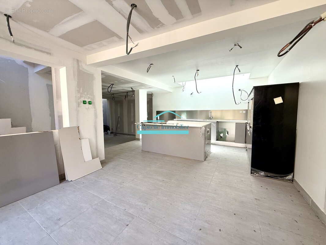 Maison à COURNONTERRAL