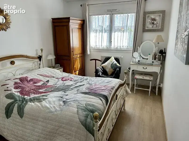 Appartement 70 m² à Montrond-Les-Bains  - photo 6