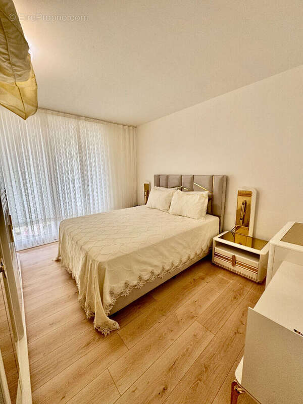 Appartement à CLICHY-SOUS-BOIS