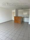 Appartement à MONDONVILLE-SAINT-JEAN