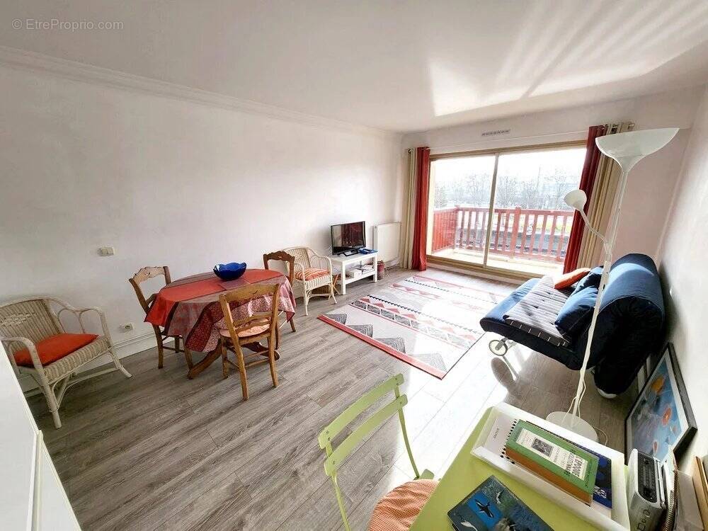 Appartement à TROUVILLE-SUR-MER