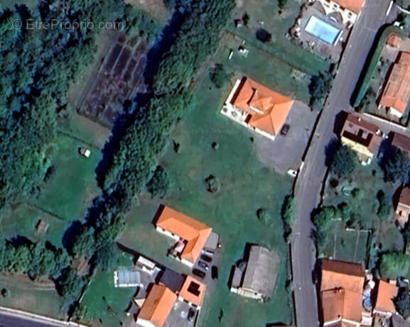 Terrain de 717m2 constructible - photo 5