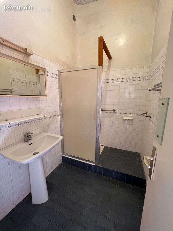 Appartement à MARSEILLE-6E