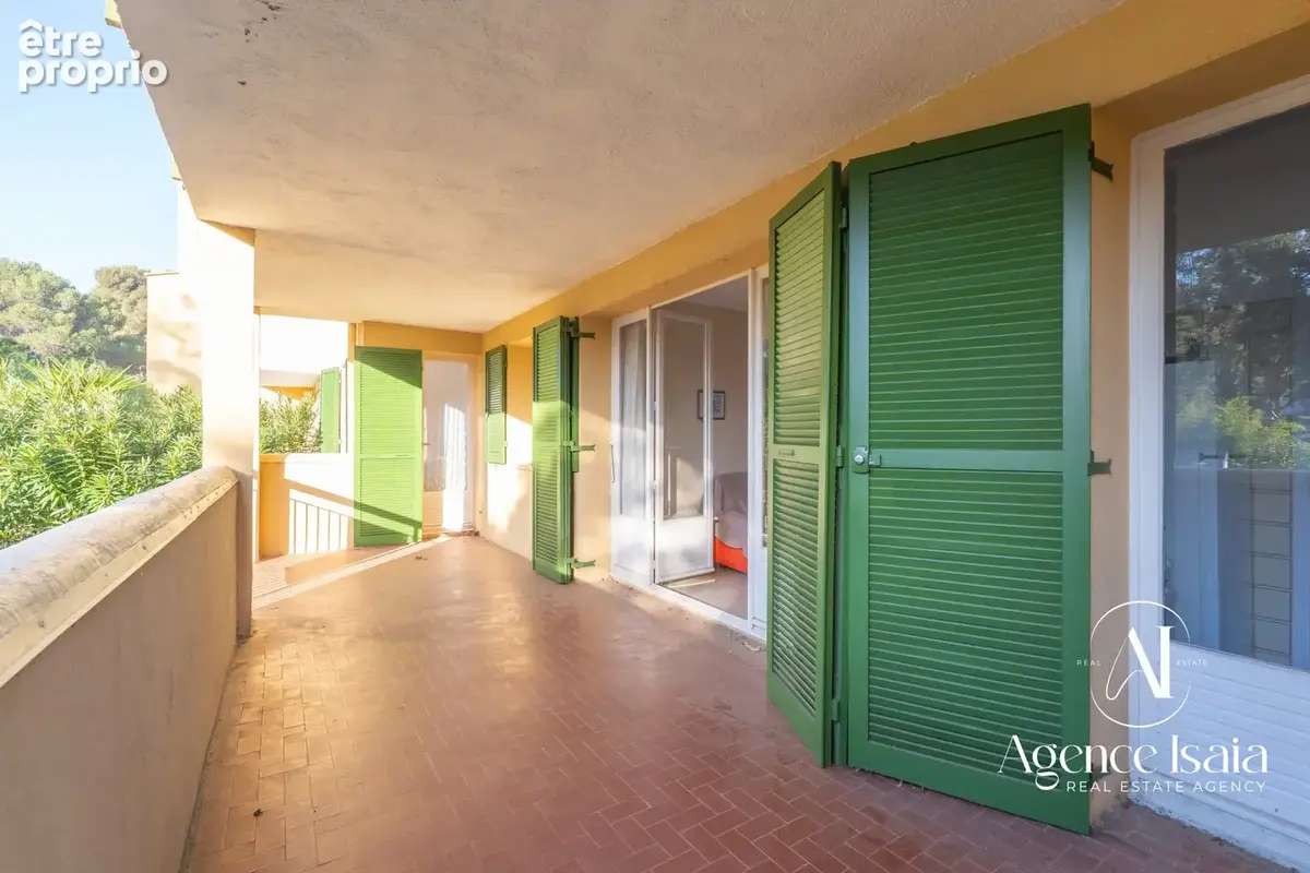 Appartement 3 pièces 61 m² à vendre à Cavalaire-Sur-Mer (83240) - photo 7