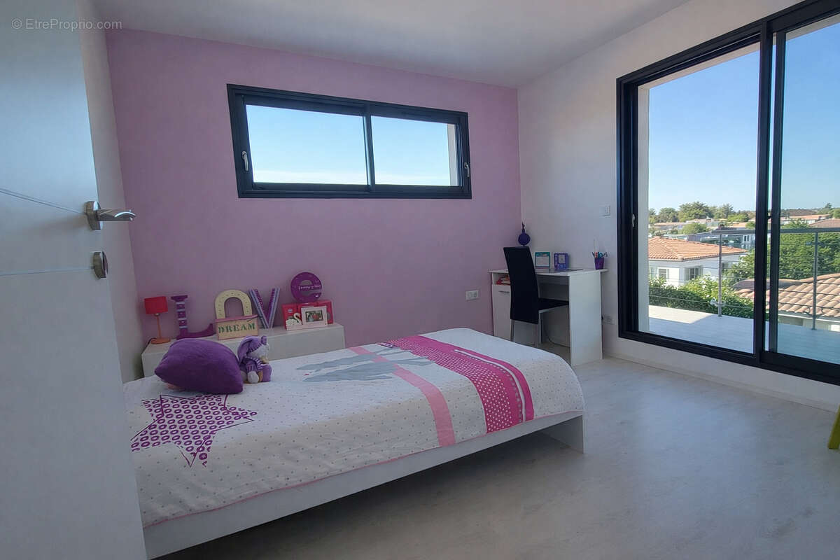 Maison à PONT-DU-CHATEAU