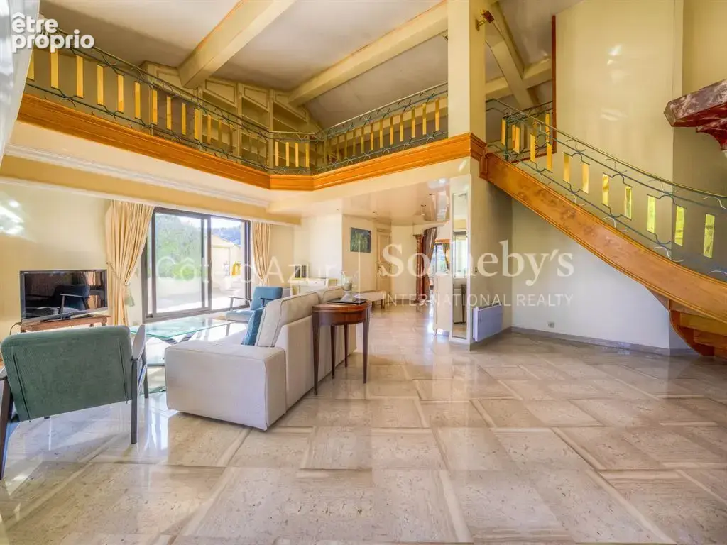 Mougins, grand appartement en dernier étage avec terrasses et vue mer - photo 6