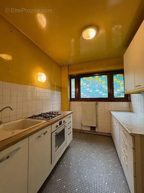 Appartement à PARIS-20E