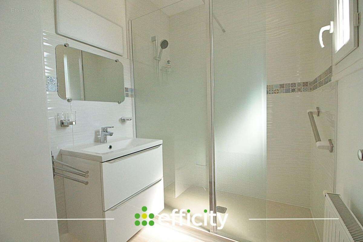 Appartement à HEROUVILLE-SAINT-CLAIR