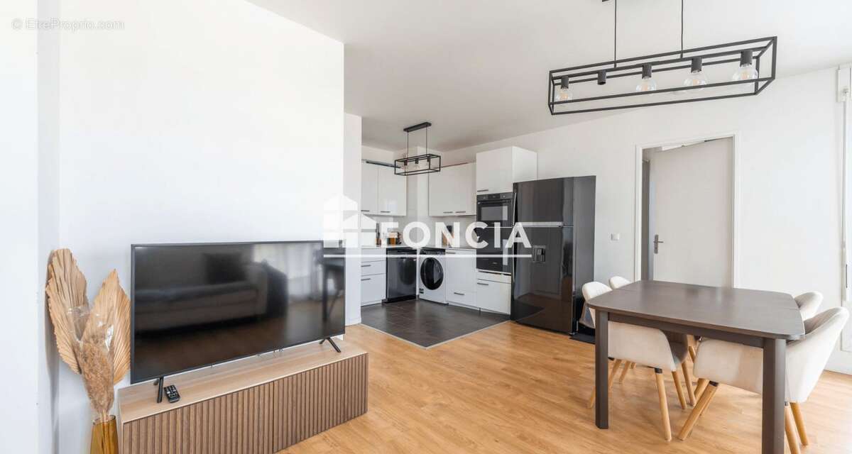 Appartement à GENNEVILLIERS