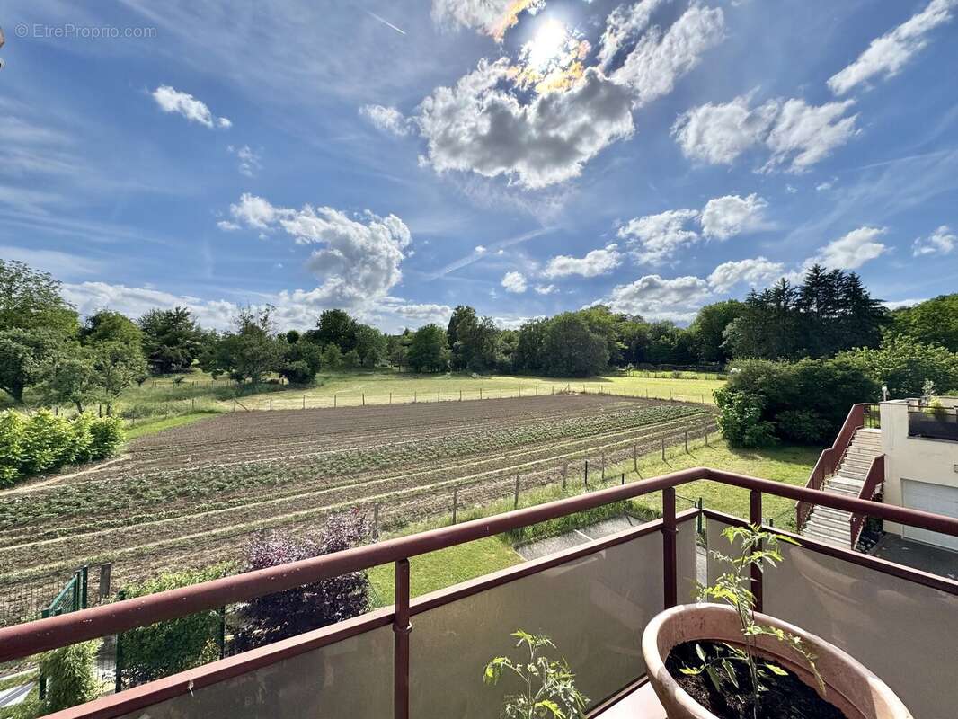 Appartement à STEINBRUNN-LE-HAUT