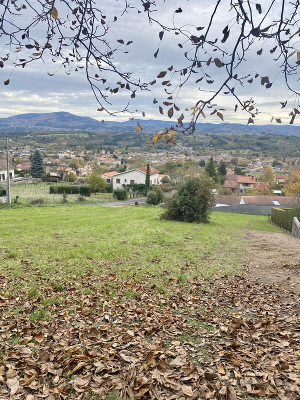 Terrain à COURPIERE