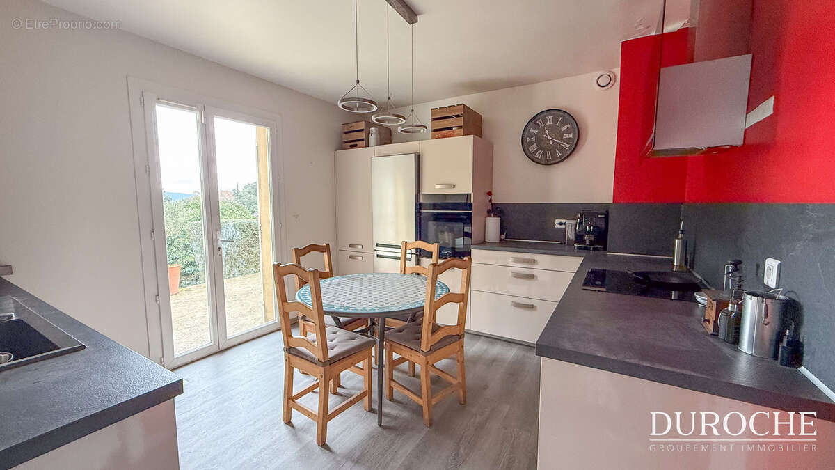 Maison à JONQUERETTES