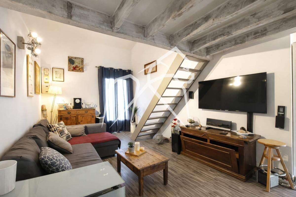 Appartement duplex 2 pièces  43 m²  montpellier centre (34000) - photo 3