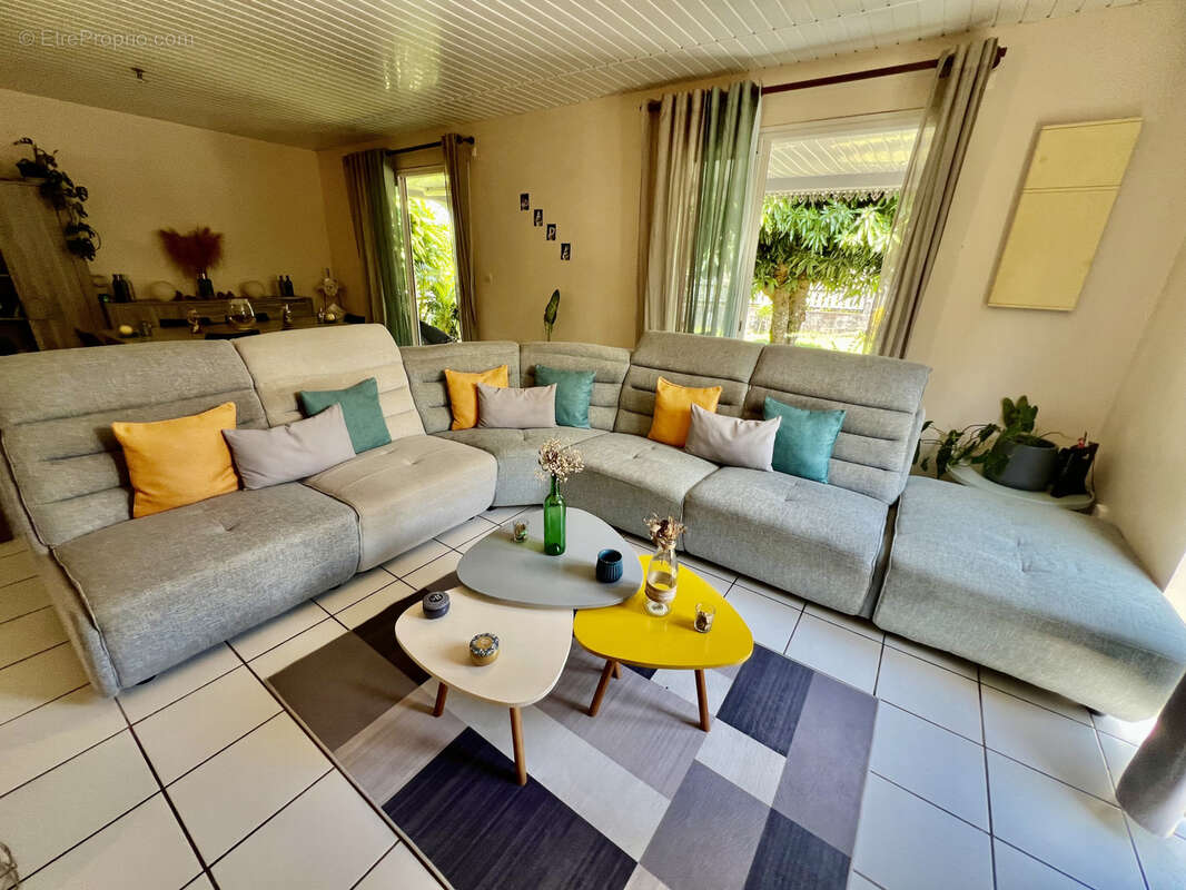 Maison à SAINT-PHILIPPE