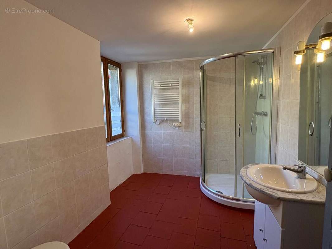 Maison à LA LIVINIERE