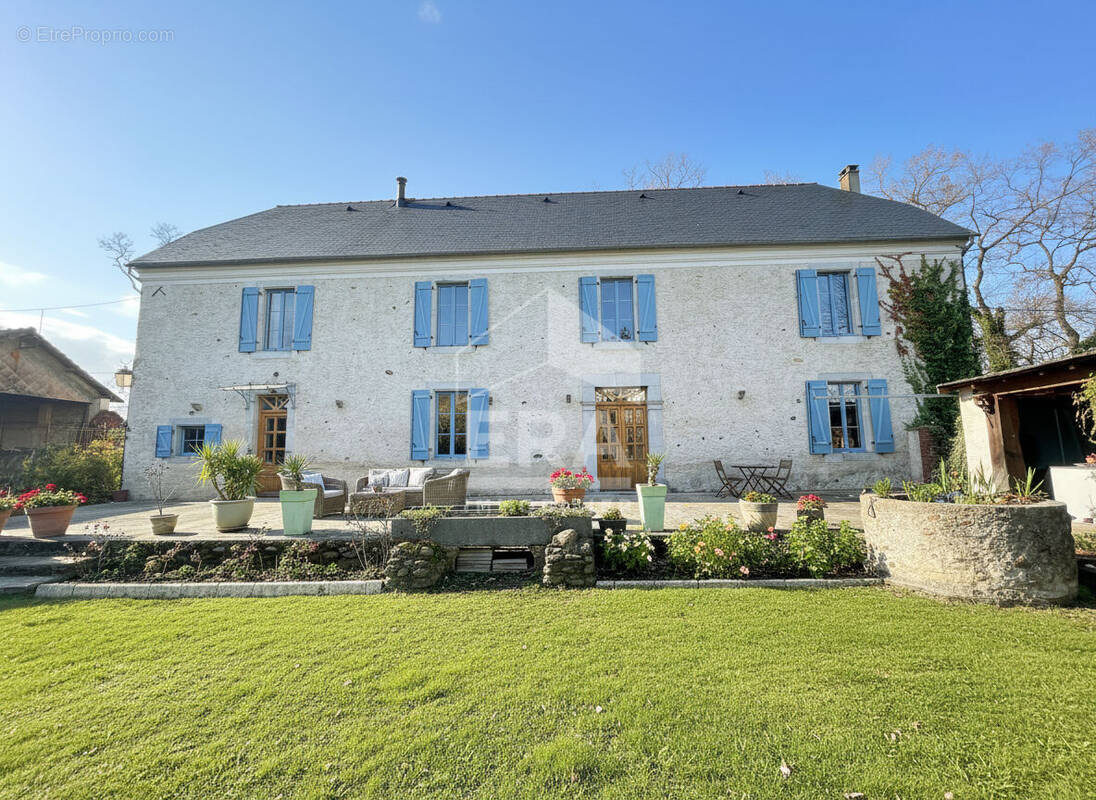 Maison à GARDERES