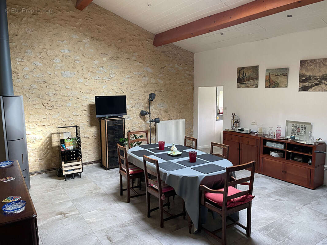 Maison à GENSAC