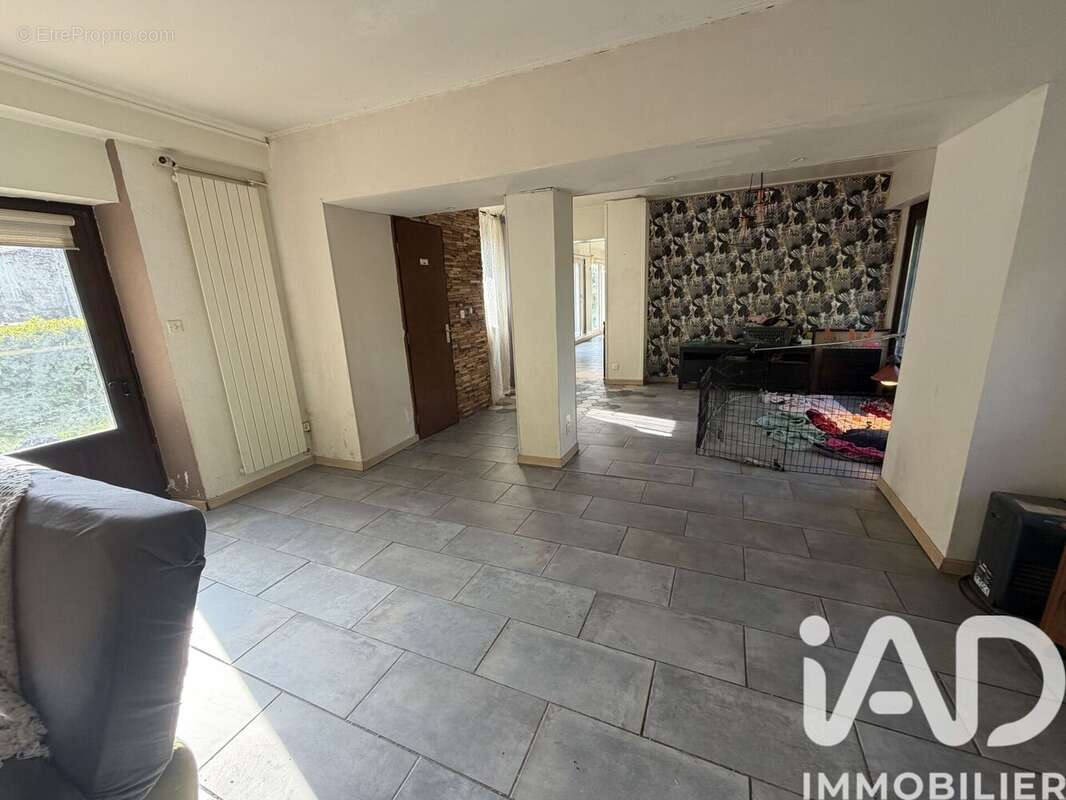 Photo 9 - Maison à LANDIVISIAU