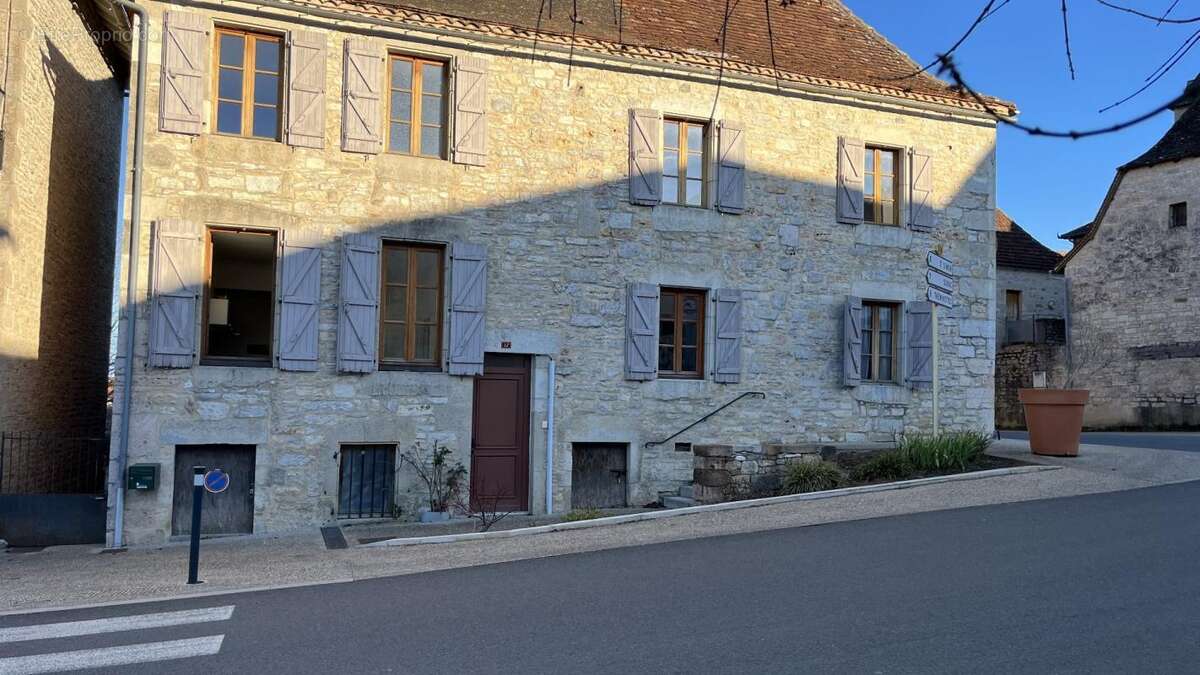 Maison à LIVERNON