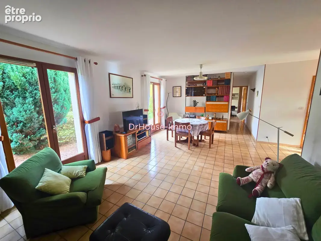 Maison 90 m² à Arques-La-Bataille  - photo 1