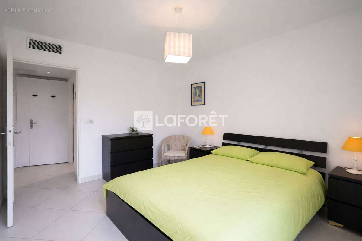 Appartement à VALBONNE