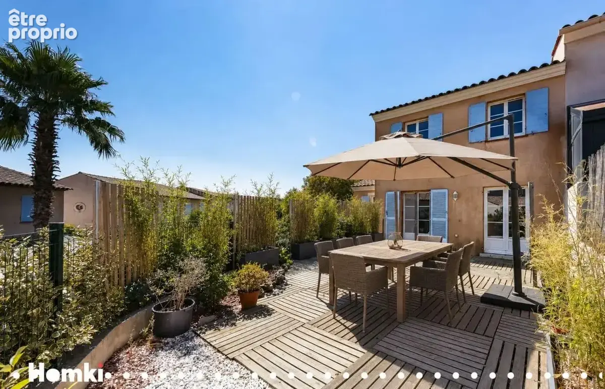 Maison à ROQUEBRUNE-SUR-ARGENS