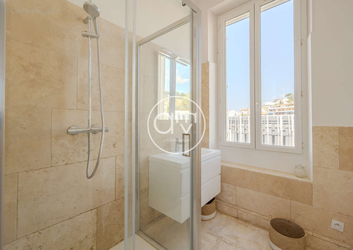 Appartement à HYERES