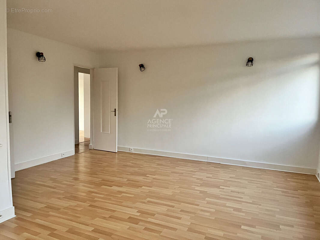 Appartement à MAISONS-LAFFITTE