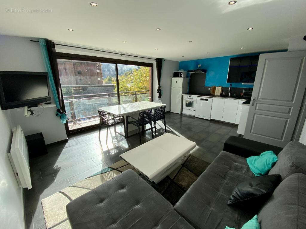 Appartement à LE CHATEL