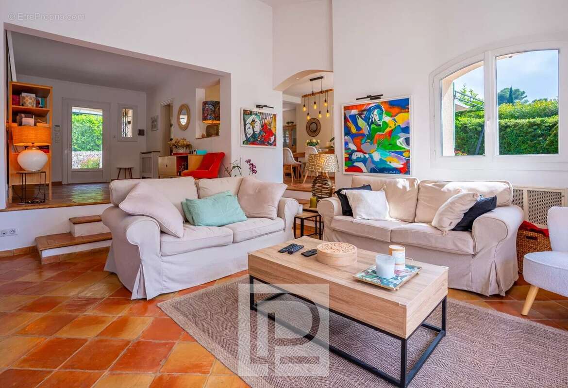 Maison à MOUGINS