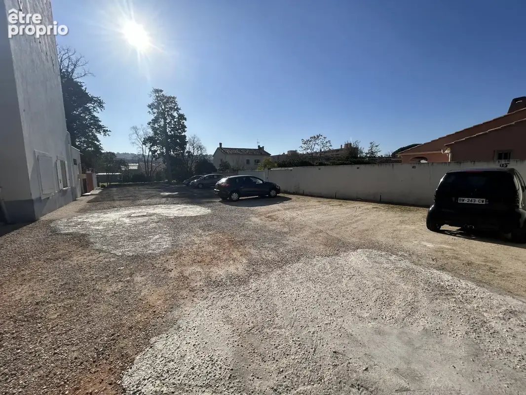 EXCLUSIVITE La valette du Var, dans résidence sécurisée, appartement T1 avec balcon, et parking privatif - photo 3