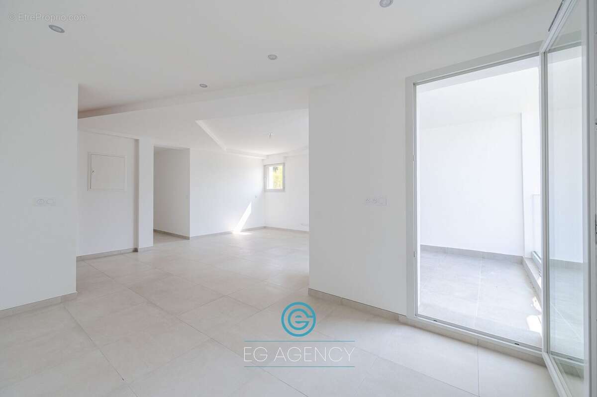 Appartement à MARSEILLE-11E