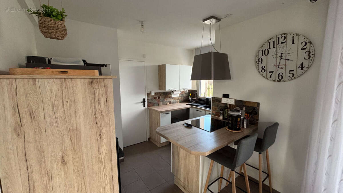 Maison à SAINT-LYPHARD