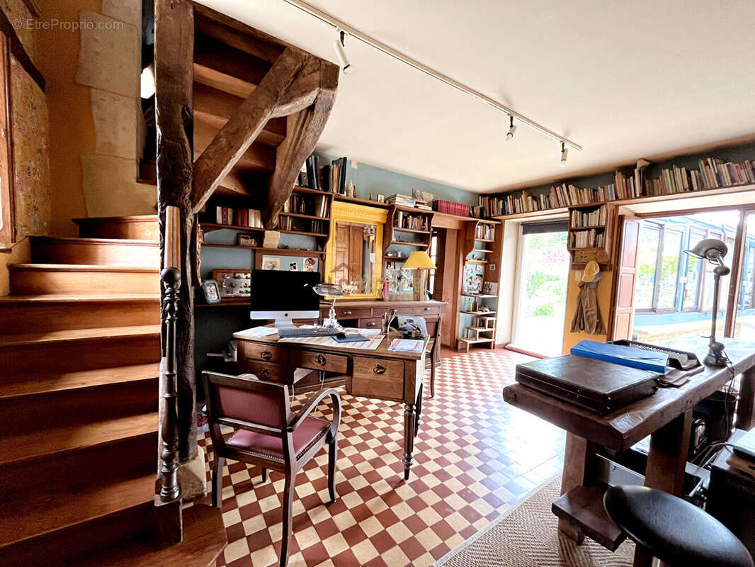 Maison à MOULT
