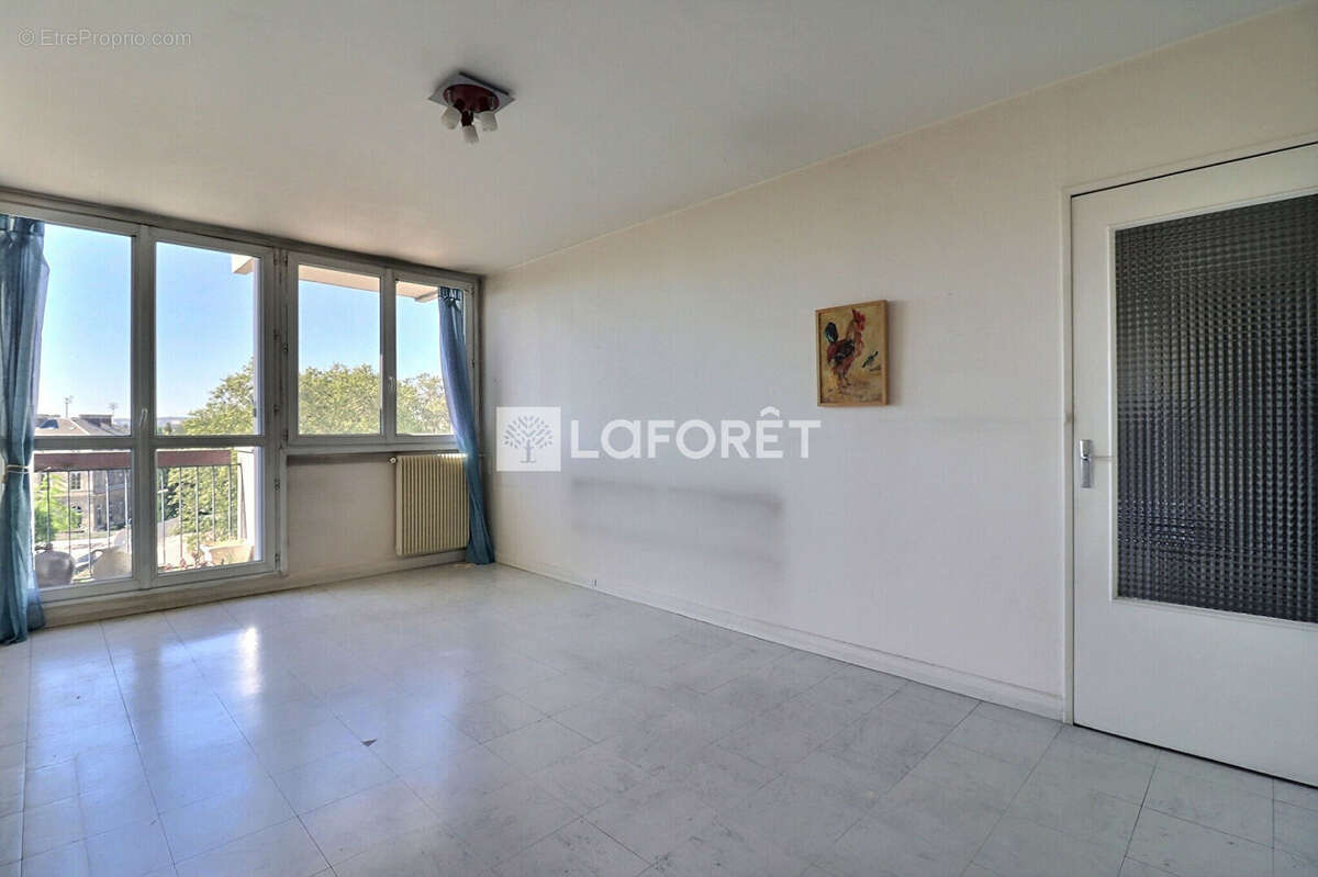 Appartement à SAINT-OUEN