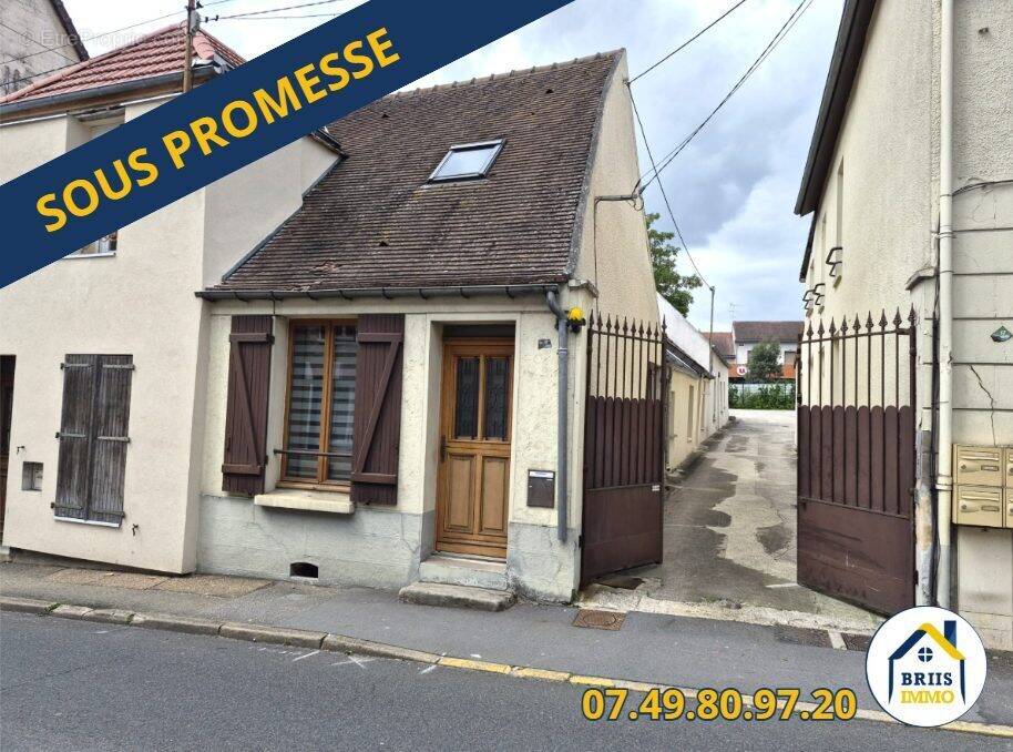Appartement à SAINT-ARNOULT-EN-YVELINES