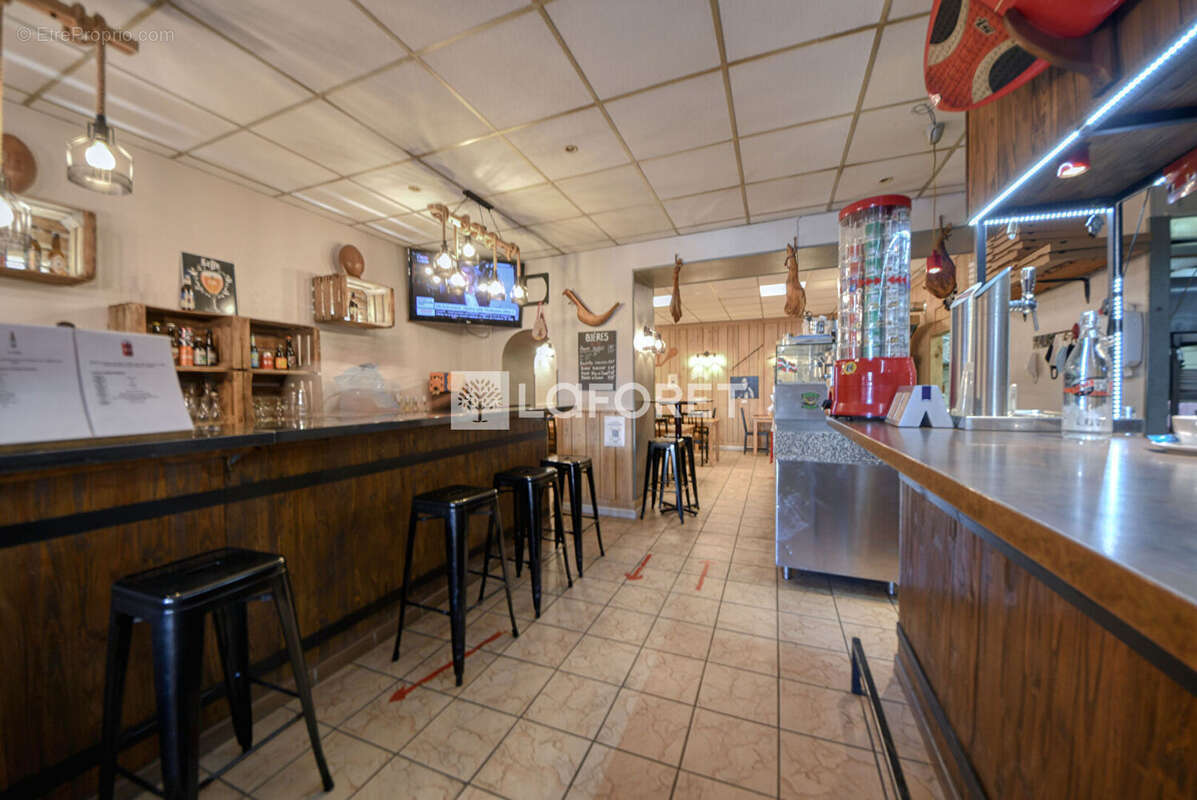 Commerce à LISLE-SUR-TARN