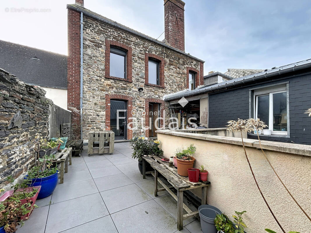 Appartement à BARNEVILLE-CARTERET