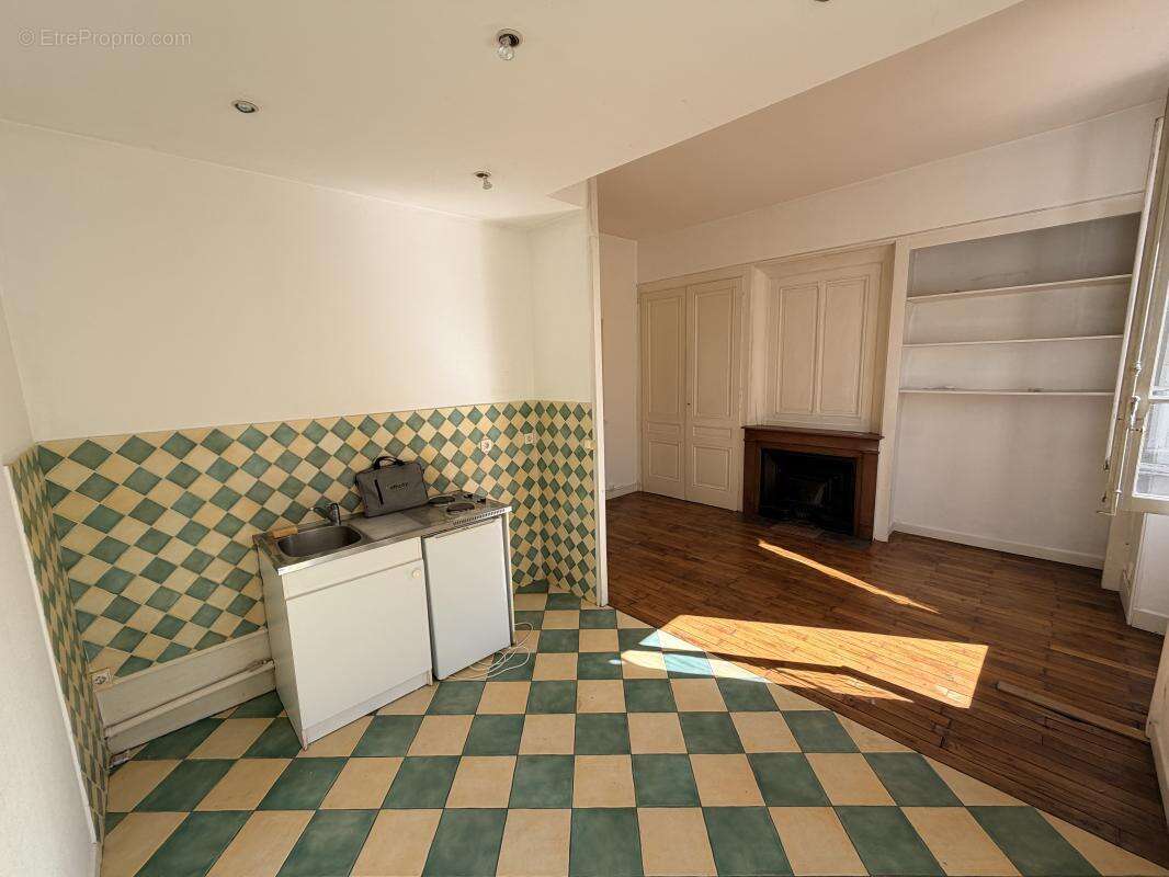 Appartement à LYON-8E