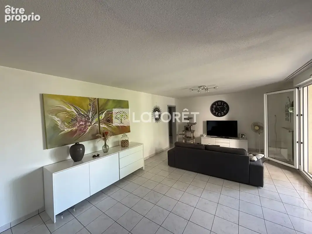 Appartement Saint Louis 4 pièce(s) 82.64 m2 - photo 2