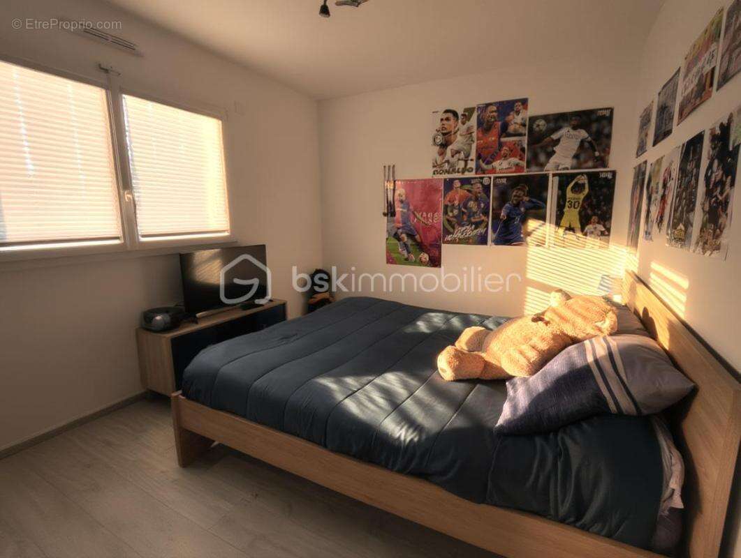 Maison à SAINT-MARTIN-DES-CHAMPS