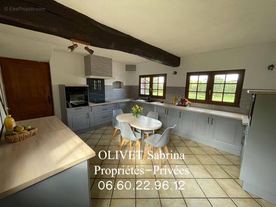 Maison à LA TRINITE-DE-THOUBERVILLE