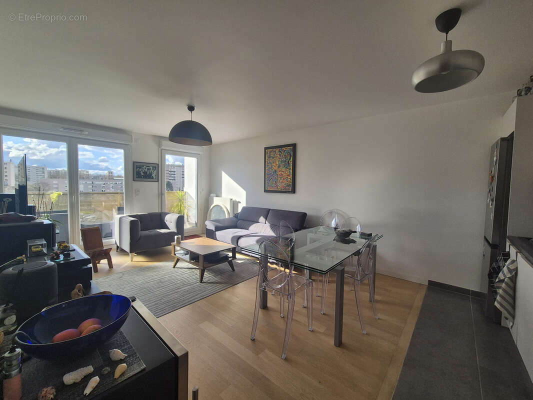 Appartement à BAGNEUX