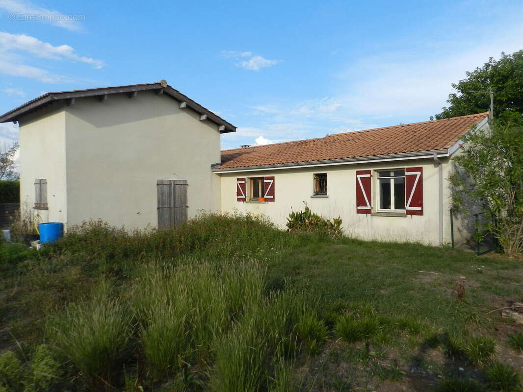 Maison 140 m² à Capian  - photo 2