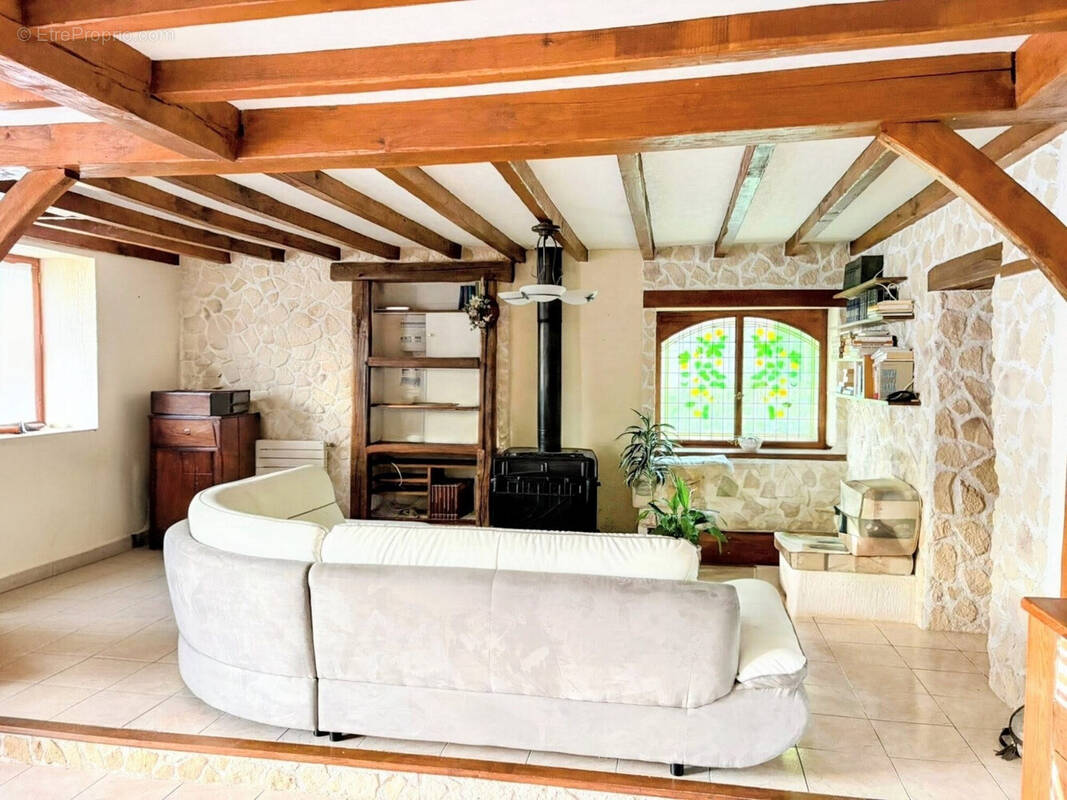 Maison à ANNESSE-ET-BEAULIEU