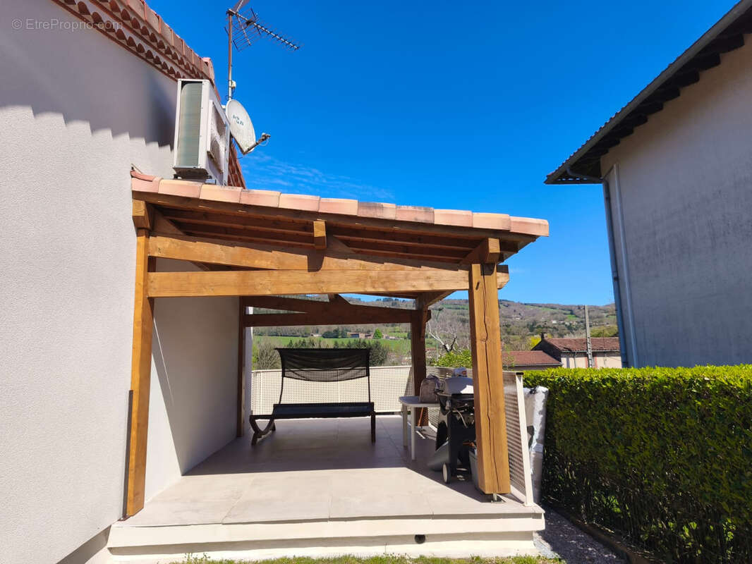 Maison à SAINT-AMANS-SOULT