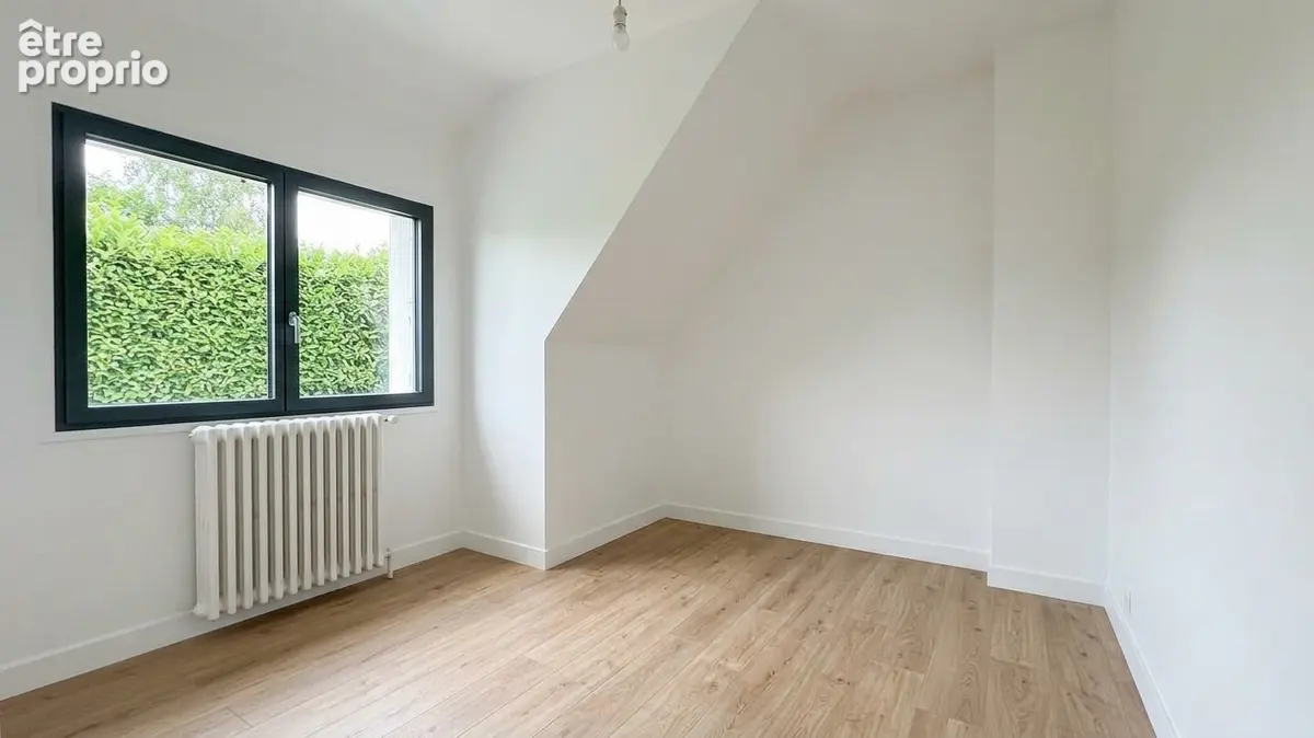 Orvault Bourg - Maison familiale avec 4 chambres et un garage - photo 9