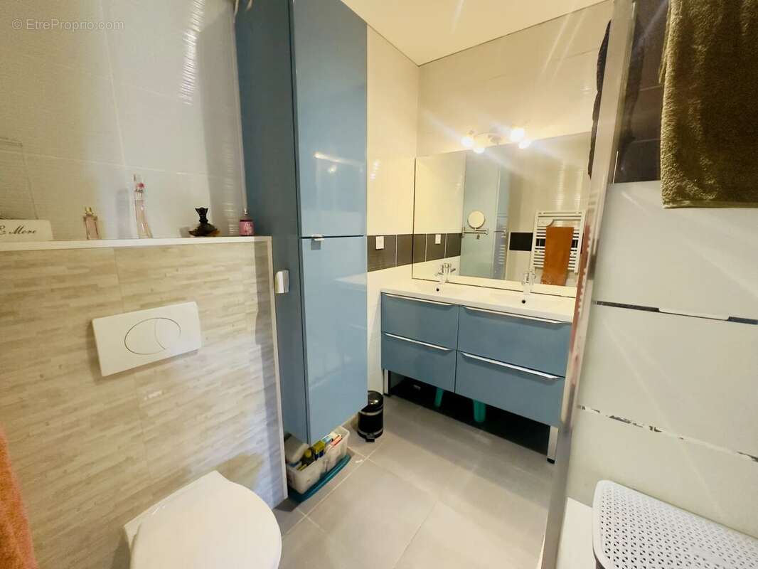 Maison à CONNE-DE-LABARDE